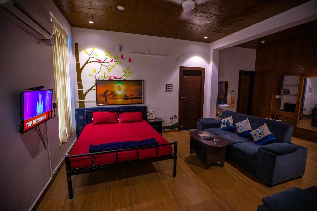 Waves Beach House Pondicherry Exterior foto