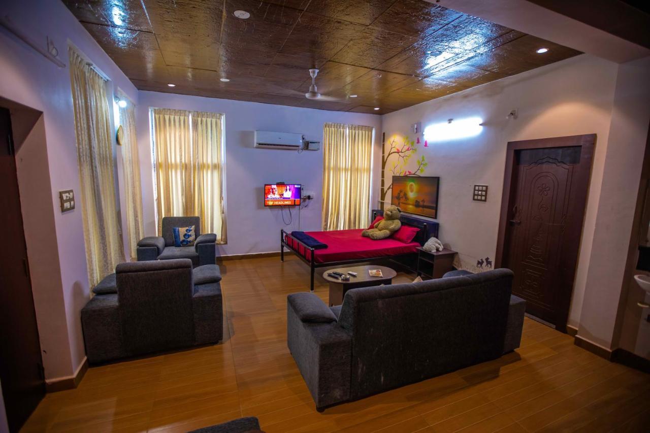 Waves Beach House Pondicherry Exterior foto