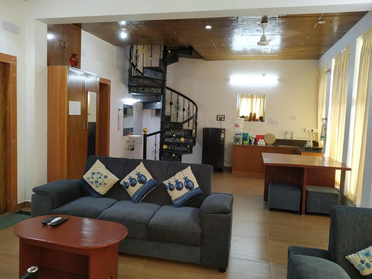 Waves Beach House Pondicherry Exterior foto